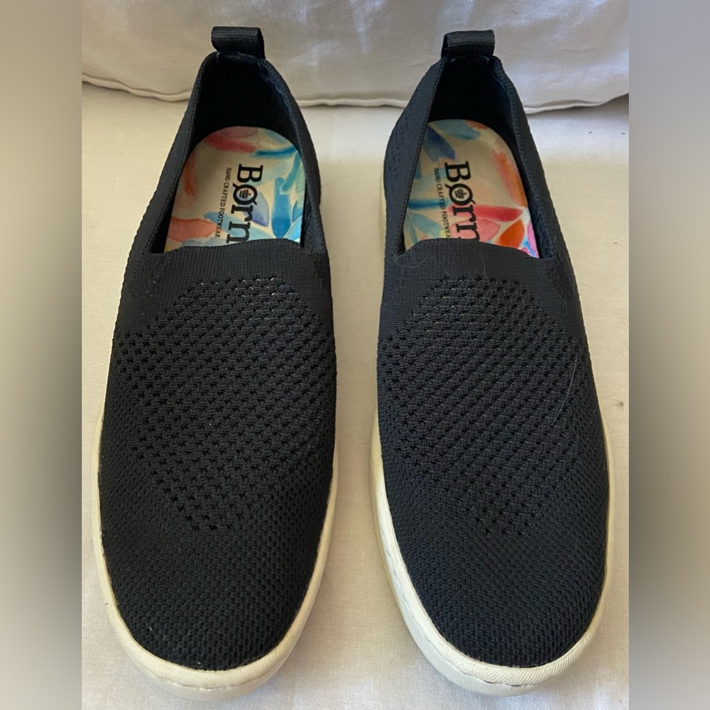 Women 8.5 M Born Solstice Black Knit Loafers Fabric Slip On Sneaker F42603